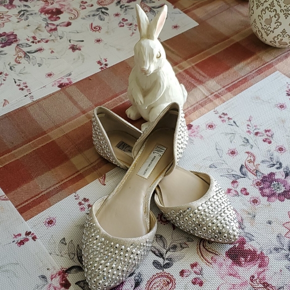 ‼🤍‼D'Orsay Gold Cream & Silver metallic flat sz 6 - Picture 2 of 6